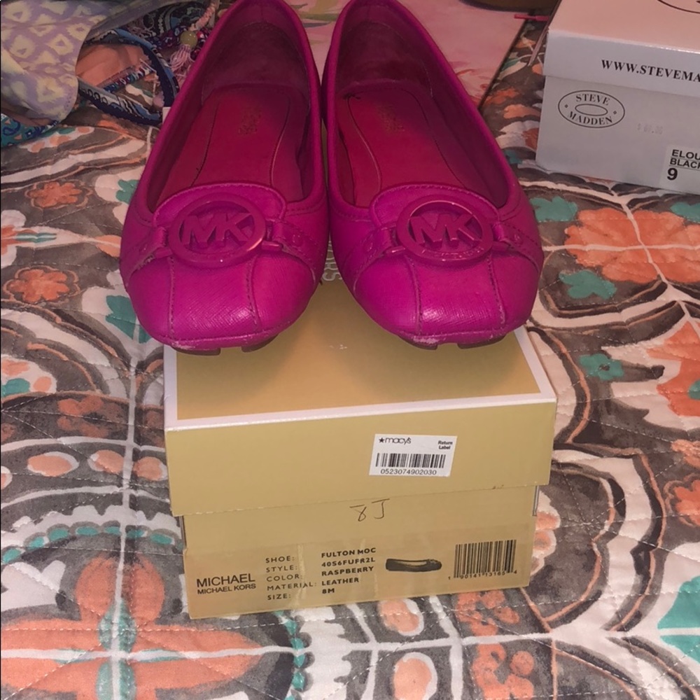 Michael kors flats 😊